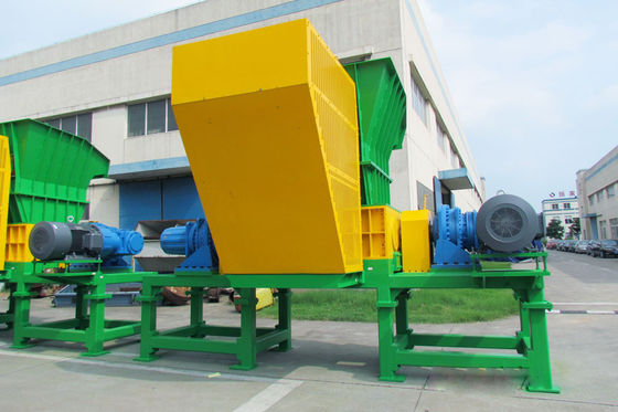 PLC Control Double Shaft Shredder For Plastic Recycling