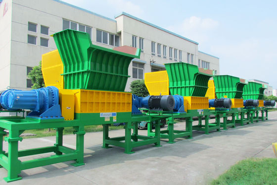 PLC Control Double Shaft Shredder For Plastic Recycling