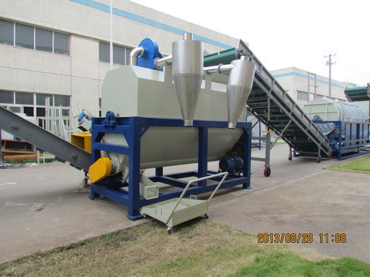 3000kg/Hr Ldpe Mulching Film Plastic Recycling Machine Sand / Grass Remover