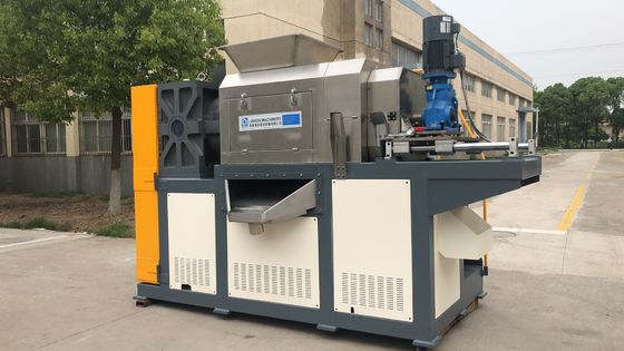 waste PP woven bags PP film squeezing pelletizing machine, waste plastic film recycling machine, pe pp recycling machine