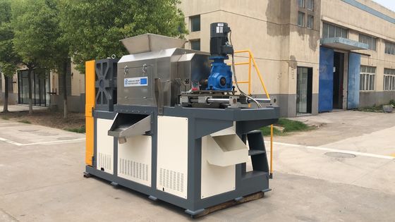 waste PP woven bags PP film squeezing pelletizing machine, waste plastic film recycling machine, pe pp recycling machine